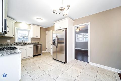 4728 S Knox Ave, Chicago, IL 60632 photo 3