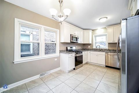 4728 S Knox Ave, Chicago, IL 60632 photo 2