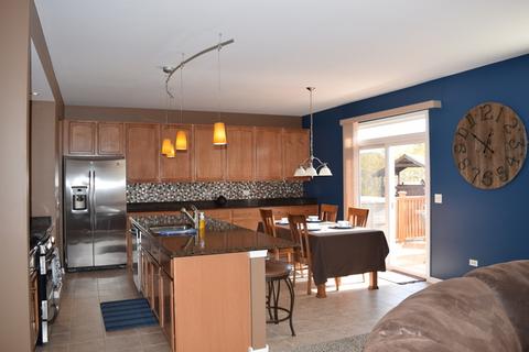 587 Wexford Dr, Elgin, IL 60124 photo 8