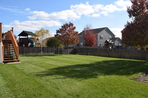 587 Wexford Dr, Elgin, IL 60124 photo 29