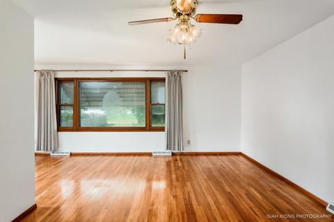 1140 Trask St, Aurora, IL 60505 photo 3