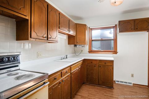 1140 Trask St, Aurora, IL 60505 photo 9