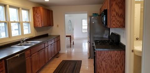 5204 W Parkview Dr, Mccullom Lake, IL 60050 photo 4