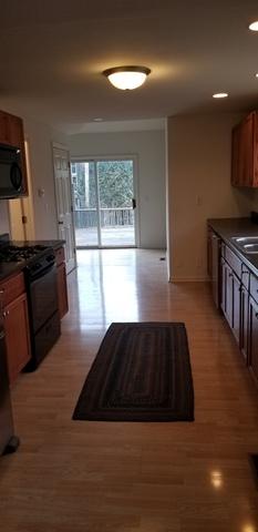 5204 W Parkview Dr, Mccullom Lake, IL 60050 photo 2