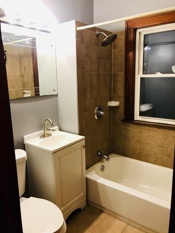 732 N Root St, Aurora, IL 60505 photo 9