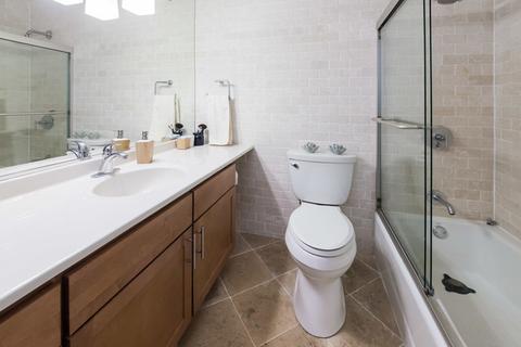 30 E Huron St #2808, Chicago, IL 60611 photo 11
