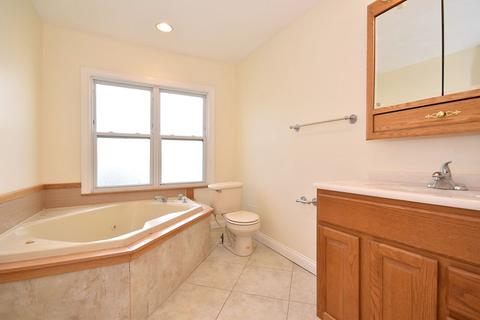 4360 Ruby St, Schiller Park, IL 60176 photo 15