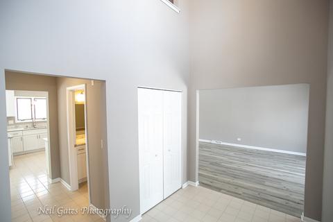 204 Windsor Dr, Bartlett, IL 60103 photo 17