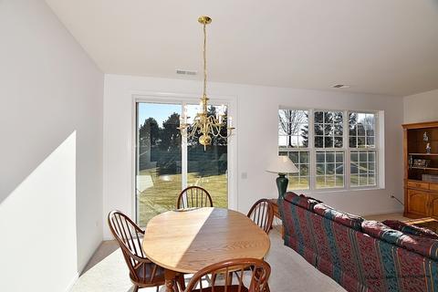 2807 Cascade Falls Cir, Elgin, IL 60124 photo 3