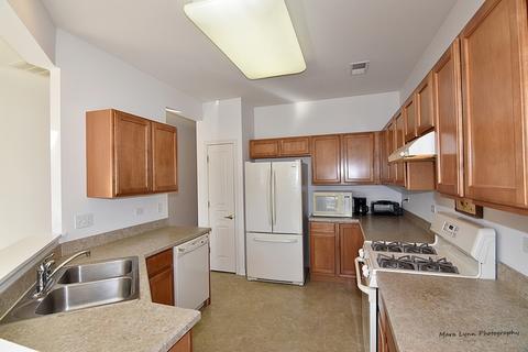 2807 Cascade Falls Cir, Elgin, IL 60124 photo 6