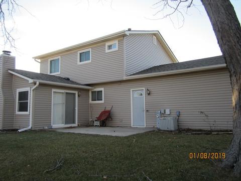 1659 Dover Ct, Hoffman Estates, IL 60192 photo 2