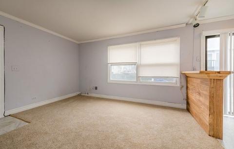 1946 Georgetown Ln, Hoffman Estates, IL 60169 photo 5