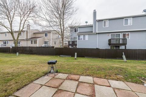 1946 Georgetown Ln, Hoffman Estates, IL 60169 photo 21