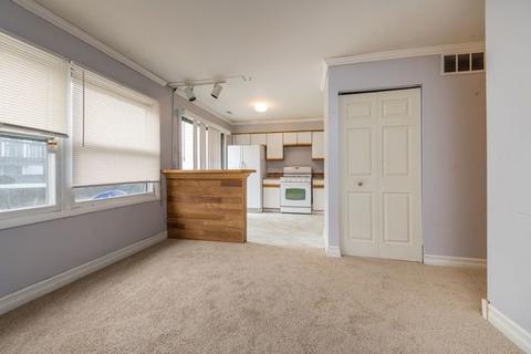 1946 Georgetown Ln, Hoffman Estates, IL 60169 photo 4