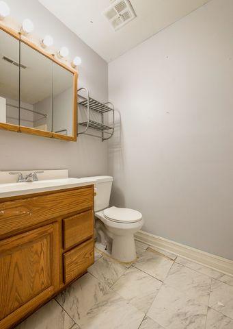 1946 Georgetown Ln, Hoffman Estates, IL 60169 photo 13