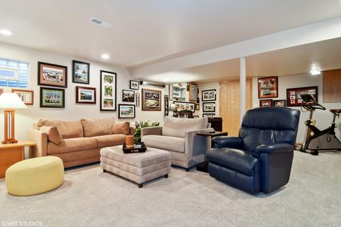 3960 Hudson Dr, Hoffman Estates, IL 60192 photo 17