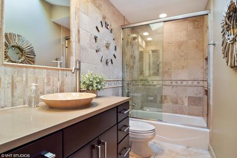 3960 Hudson Dr, Hoffman Estates, IL 60192 photo 16