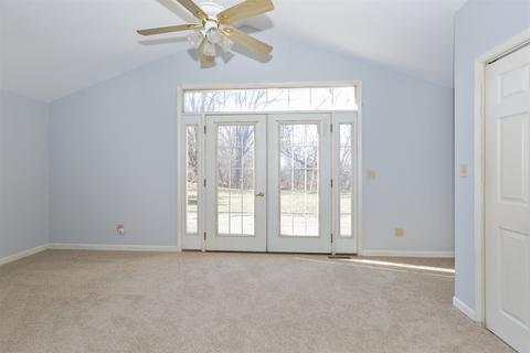 2218 Manor Ln, Mchenry, IL 60051 photo 5