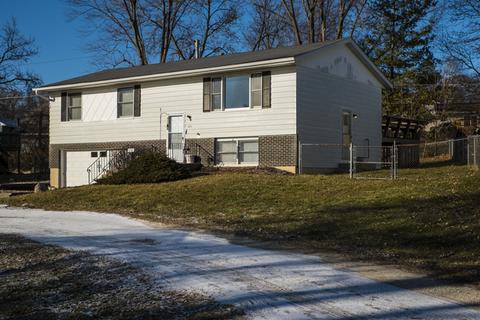 4201 Wilmot Rd, Johnsburg, IL 60050 photo 1
