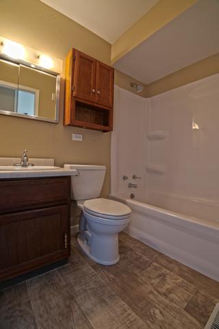 4201 Wilmot Rd, Johnsburg, IL 60050 photo 15