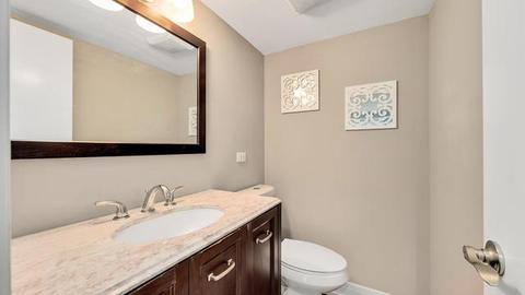 1518 E Lowden Ln, Mount Prospect, IL 60056 photo 19