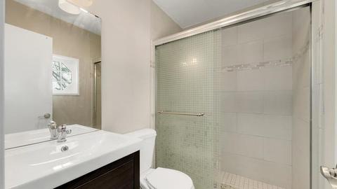1518 E Lowden Ln, Mount Prospect, IL 60056 photo 17