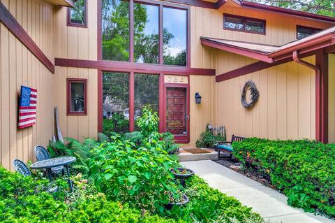 786 E Gartner Rd, Naperville, IL 60540 photo 3