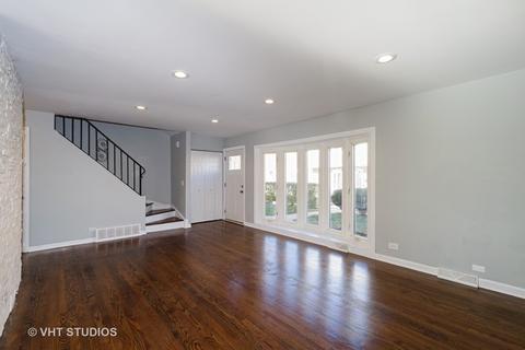 8800 Dee Rd #C, Des Plaines, IL 60016 photo 2