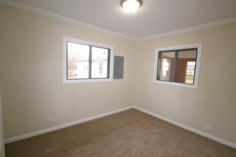 283 E Wayne Pl, Wheeling, IL 60090 photo 18