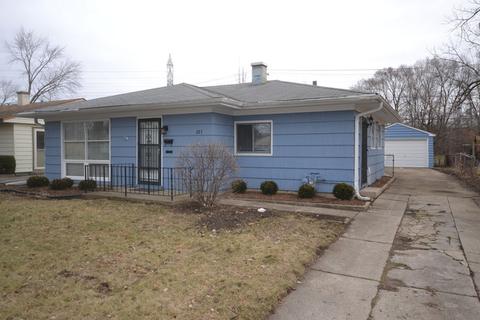 283 E Wayne Pl, Wheeling, IL 60090 photo 1