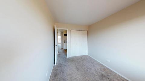 301 Gregory St #10, Aurora, IL 60504 photo 11