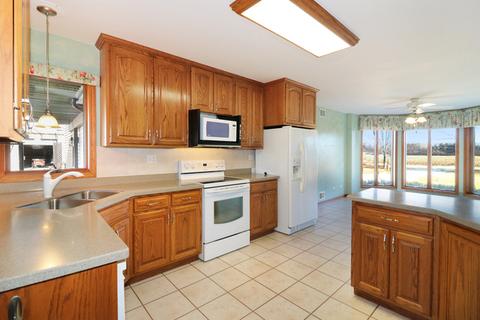 105 S Campbell Rd, Mazon, IL 60444 photo 10