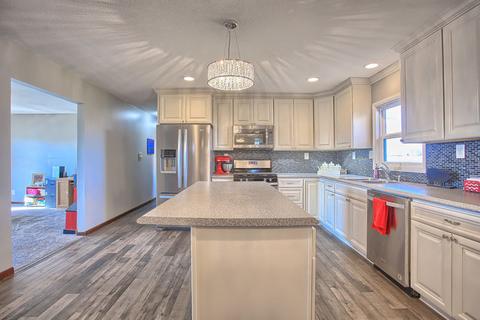 310 W Monroe St, Philo, IL 61864 photo 6