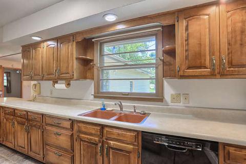 402 E Benham St, Tolono, IL 61880 photo 14