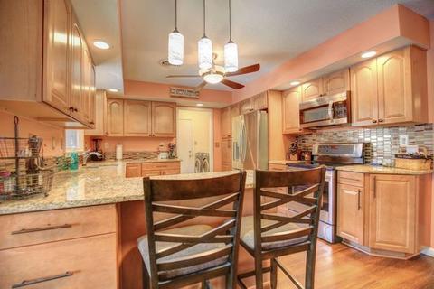 107 E Marshall St, Tolono, IL 61880 photo 19