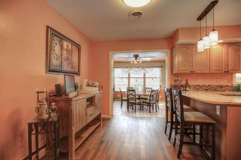 107 E Marshall St, Tolono, IL 61880 photo 17
