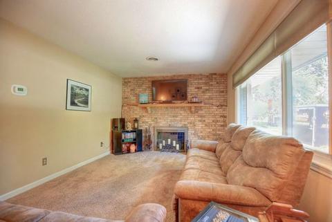 107 E Marshall St, Tolono, IL 61880 photo 15