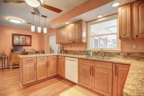 107 E Marshall St, Tolono, IL 61880 photo 22