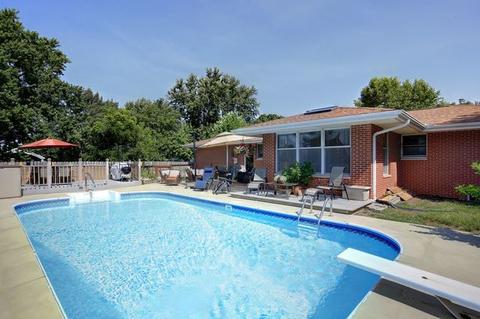 107 E Marshall St, Tolono, IL 61880 photo 11