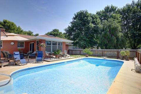 107 E Marshall St, Tolono, IL 61880 photo 10