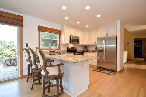 301 Fieldcrest Dr, Algonquin, IL 60102 photo 18