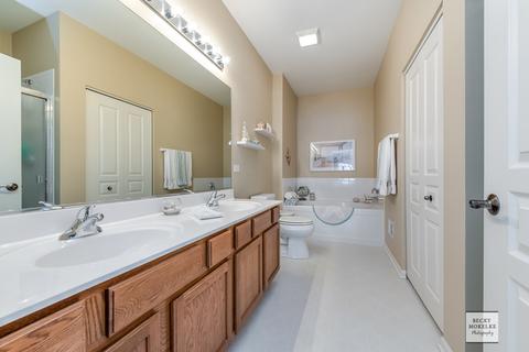1163 Heathrow Ct, Aurora, IL 60502 photo 11