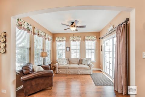 1163 Heathrow Ct, Aurora, IL 60502 photo 8