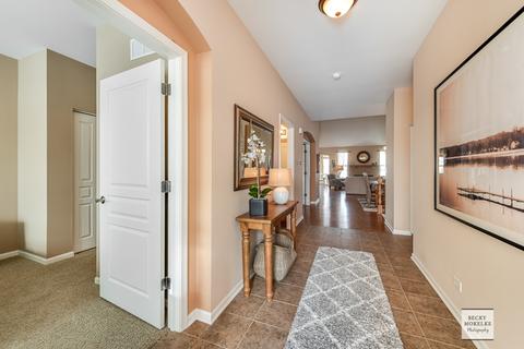 1163 Heathrow Ct, Aurora, IL 60502 photo 2