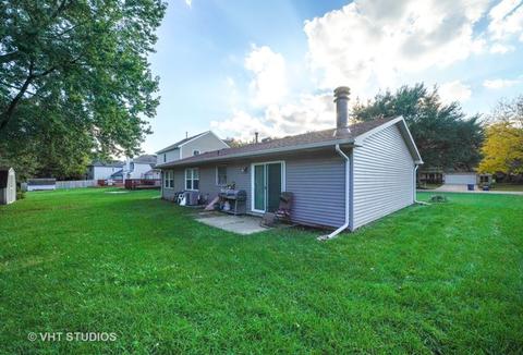 1061 Emerald Dr, Aurora, IL 60506 photo 10