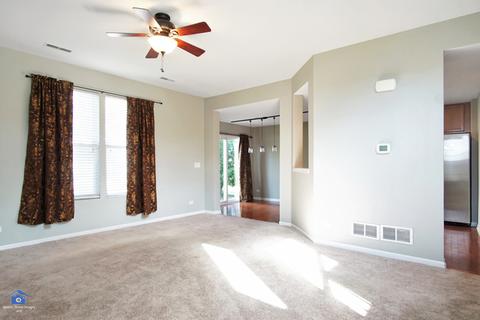 112 Devoe Dr, Oswego, IL 60543 photo 3