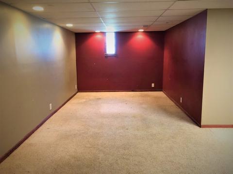 802 Scott St, Oregon, IL 61061 photo 2