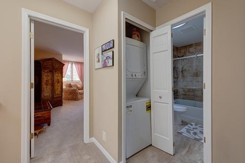 2121 Hallmark Ct, Wheaton, IL 60187 photo 20