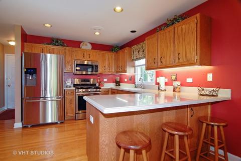 2300 Brookside Ct, Aurora, IL 60502 photo 6