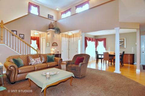 2300 Brookside Ct, Aurora, IL 60502 photo 3